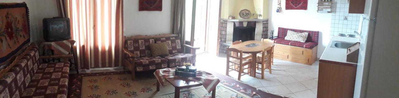 Traditional House * Kalivia (Voiotia)